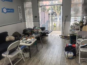 西横街10号门岗西侧招租公告