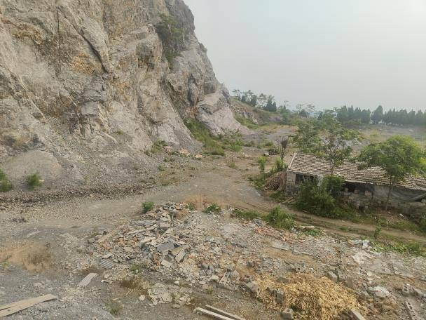 睢宁县姚集镇耙山关闭矿山生态修复项目废弃土石料转让公告(国资监测编号GR2025JS4000646)