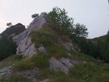 睢宁县岚山镇小寨山、羊山南、九顶山东北坡、寨山西坡关闭矿山生态修复项目废弃土石料转让公告(国资监测编号GR2025JS4000645-3)