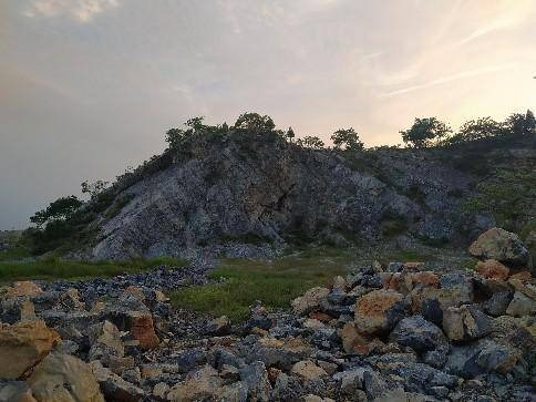 睢宁县岚山镇小寨山、羊山南、九顶山东北坡、寨山西坡关闭矿山生态修复项目废弃土石料转让公告(国资监测编号GR2025JS4000645-3)