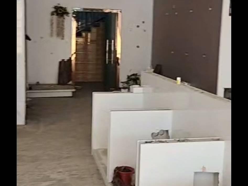 陕西省周至县二曲街办南环路与云塔南路十字东北角景园·毓秀花园10106室房产转让公告