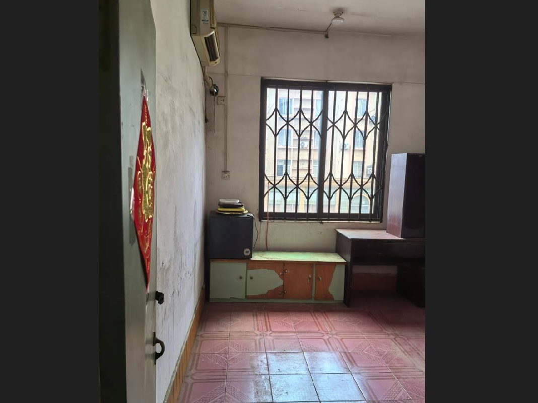 贺州市八步区人民路1号1栋2单元402室住宅转让项目(二次挂牌)(国资监测编号GR2025GX2000113-2)