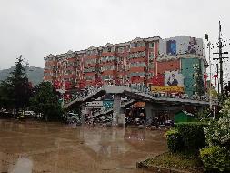 甘肃省陇南市徽县城关镇建新路1号建工大厦一层部分商铺转让公告