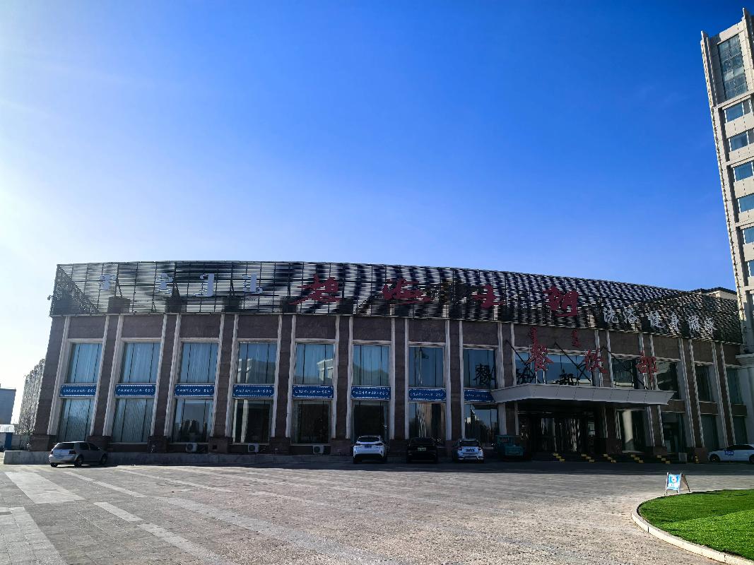 赤峰市巴林右旗巴林宾馆餐饮部三层部分出租（租金底价80000.00元/第一年，租期4年）