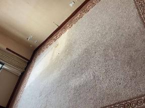 新城宾馆废旧地毯拍卖项目转让公告