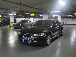 一辆奥迪牌汽车（沪M28131）公开转让(国资监测编号GR2025JS1001357)