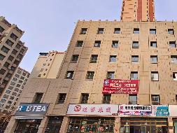 霍尔果斯市滨河北路开建商住楼201号约91.82㎡对外招租