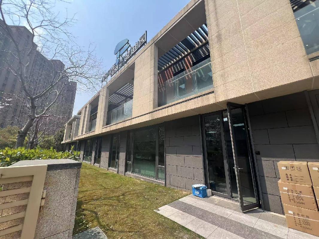 上海市杨浦区国权北路1566弄斐迪园25号南楼东侧562.7㎡房产出租公告(国资监测编号GR2025AH2000702)