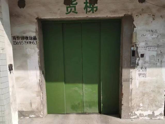 灯具城物流园仓储区10栋三层西北招租公告