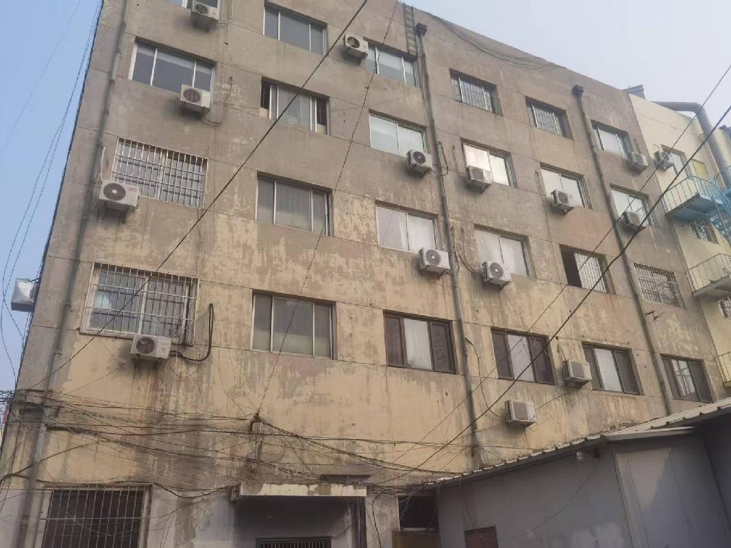 秦皇岛市海港区秦皇东大街建安里小区-20栋、东大街462号两处办公楼整体出租（年租金底价300000.00元，租期3年）(国资监测编号GR2025NM1002914)
