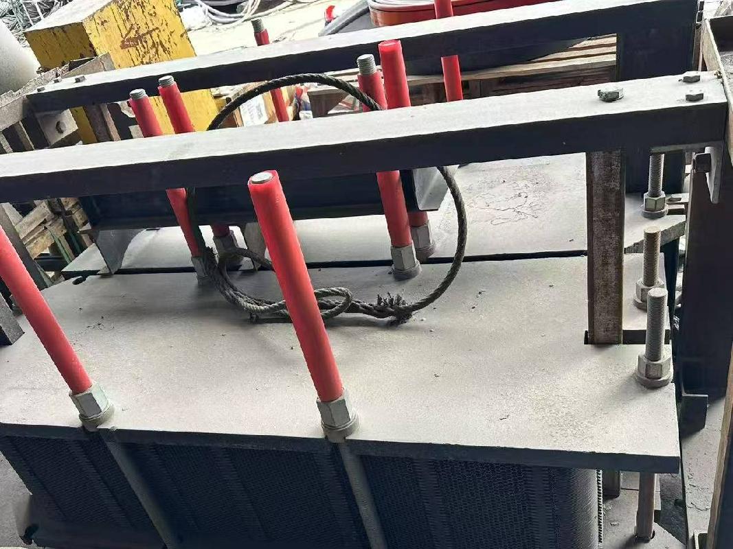 内蒙古蒙泰满来梁煤业有限公司废开关等一批废旧资产转让公告