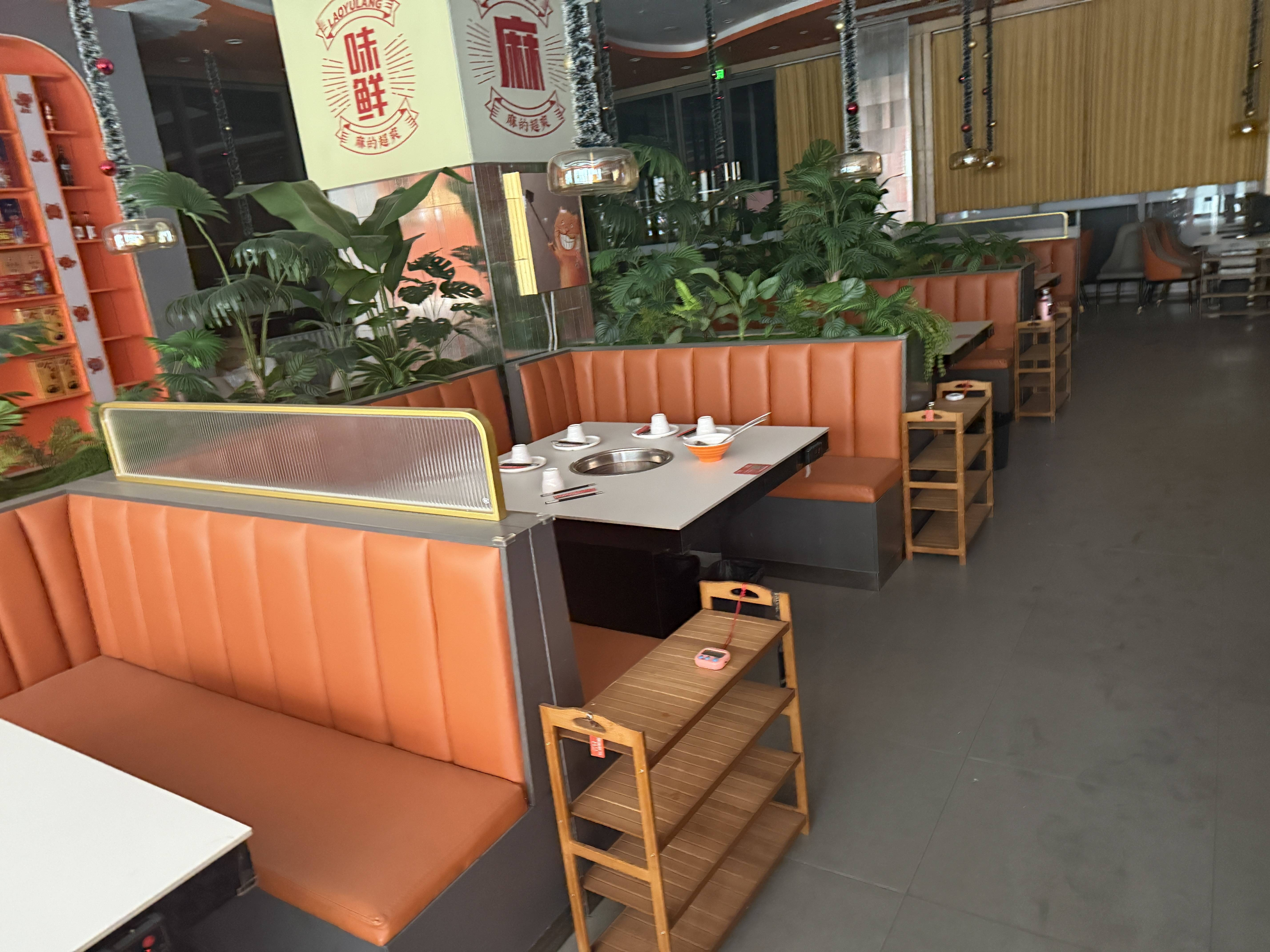 淮安市金融中心风情街E区20-3/4/6/7号商铺招租公告