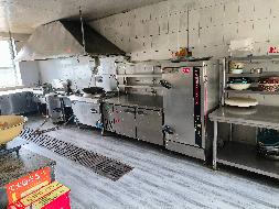 特克斯县中医医院一楼食堂约175㎡对外招租，租期三年