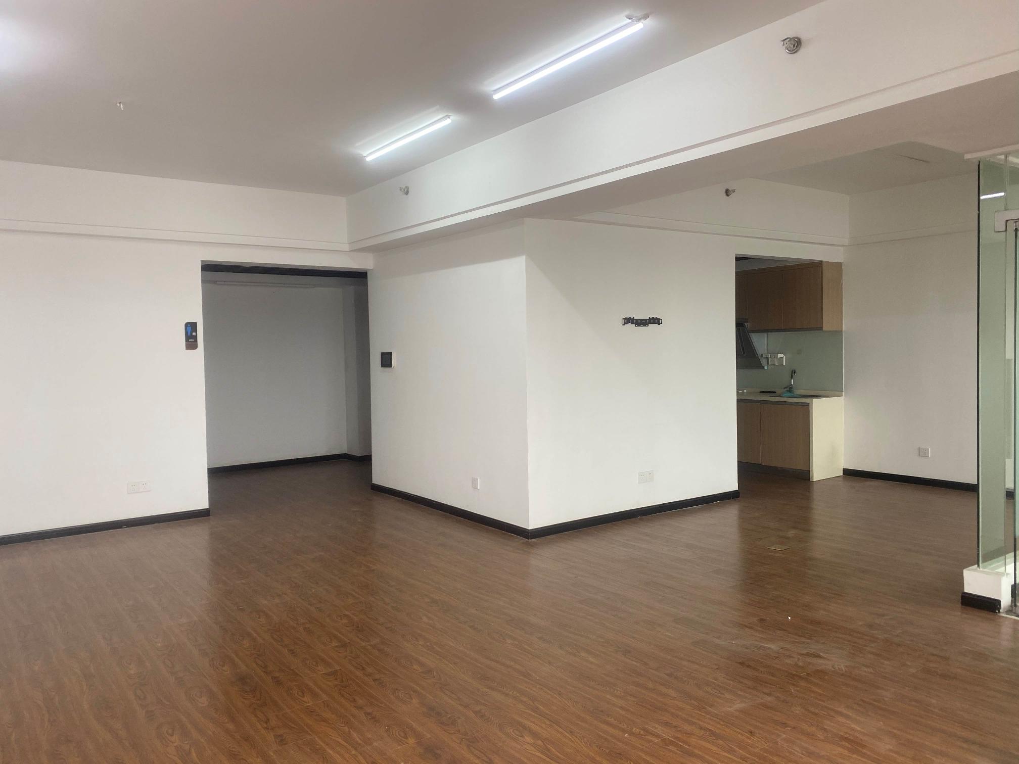 常州市新北区万达广场2-2504-2505办公用房招租公告