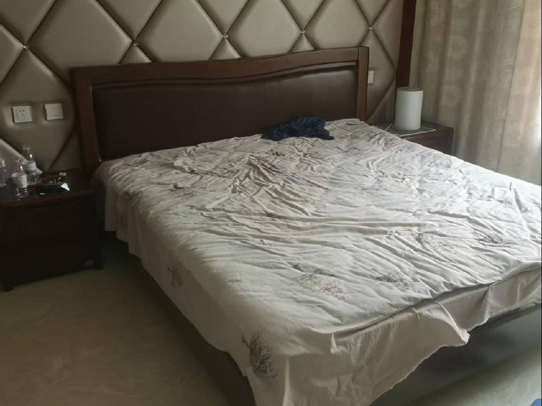 呼和浩特市赛罕区滨河路亿利傲东国际住宅小区D1号楼3套房产出租（锡林郭勒电力建设有限责任公司）