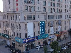 龙凤喜万家生活广场1号商业用房401室招租公告