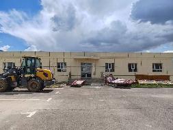位于伊犁州昭苏县农业科技园区内建筑物、附属设施及土地对外招租（租期十年）