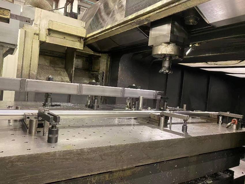 Mazak V80龙门式加工中心转让公告
