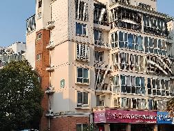 海州区郁洲南路88-8号楼2单元402室房产转让(国资监测编号GR2026JS3002512)
