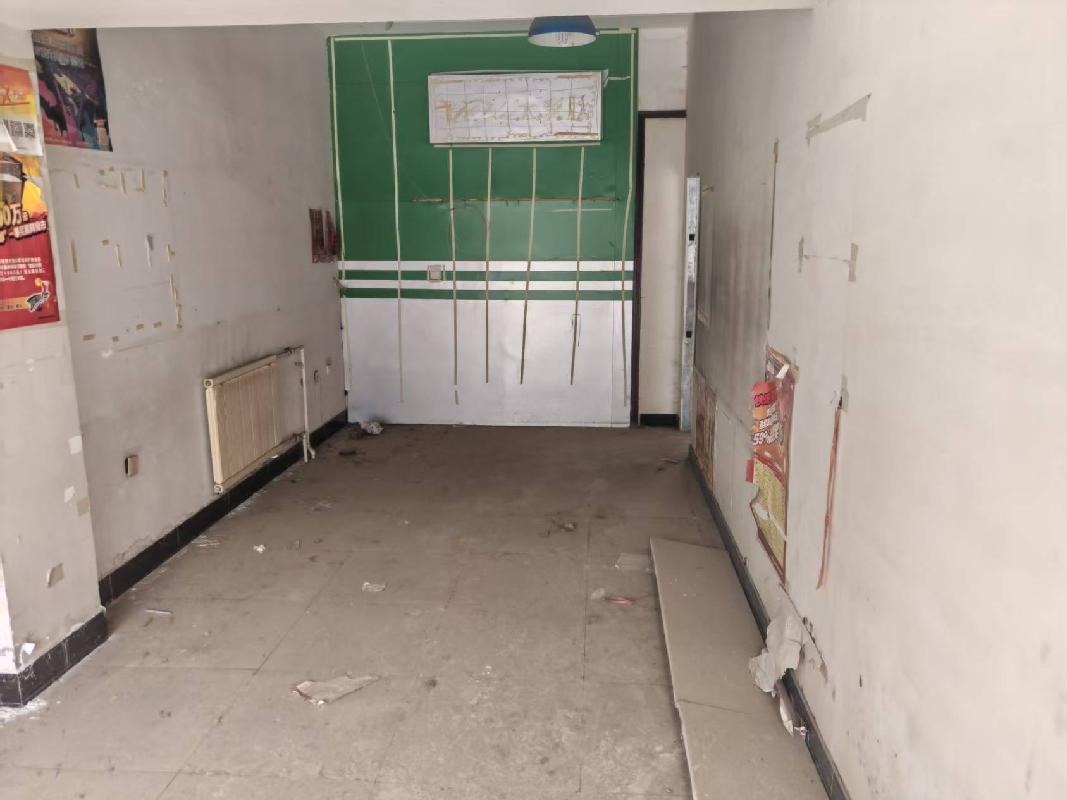 赤峰市新城区宝山路北段西侧长安小区2号楼05011号商厅出租（租金底价31500.00元/年，租期3年）(国资监测编号GR2025NM1004176-2)