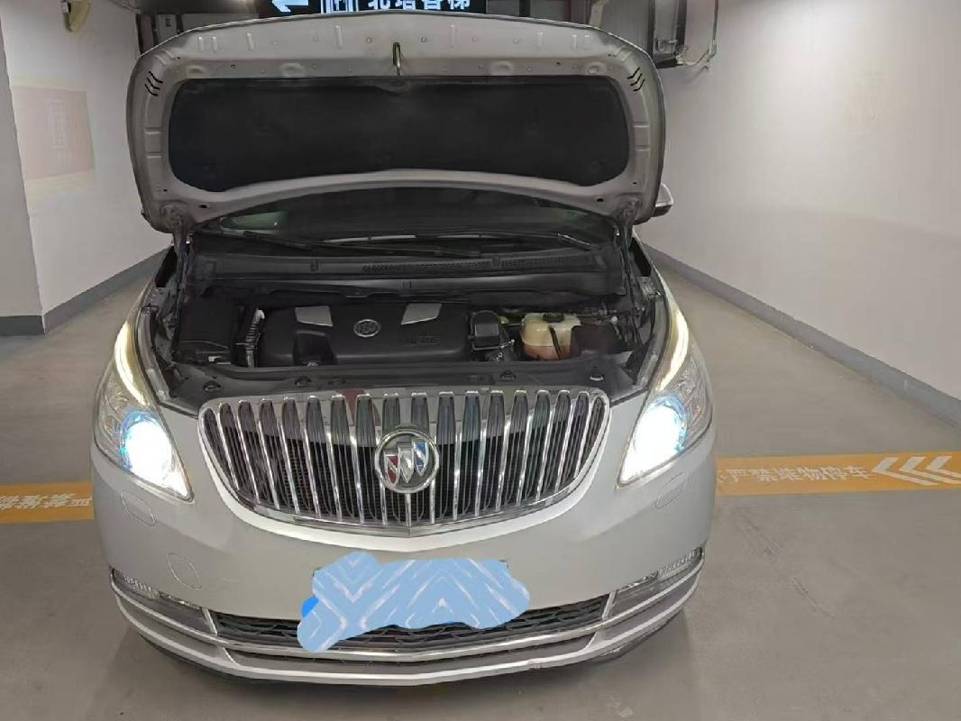 一台别克SGM6521ATA小型普通客车3.0处置