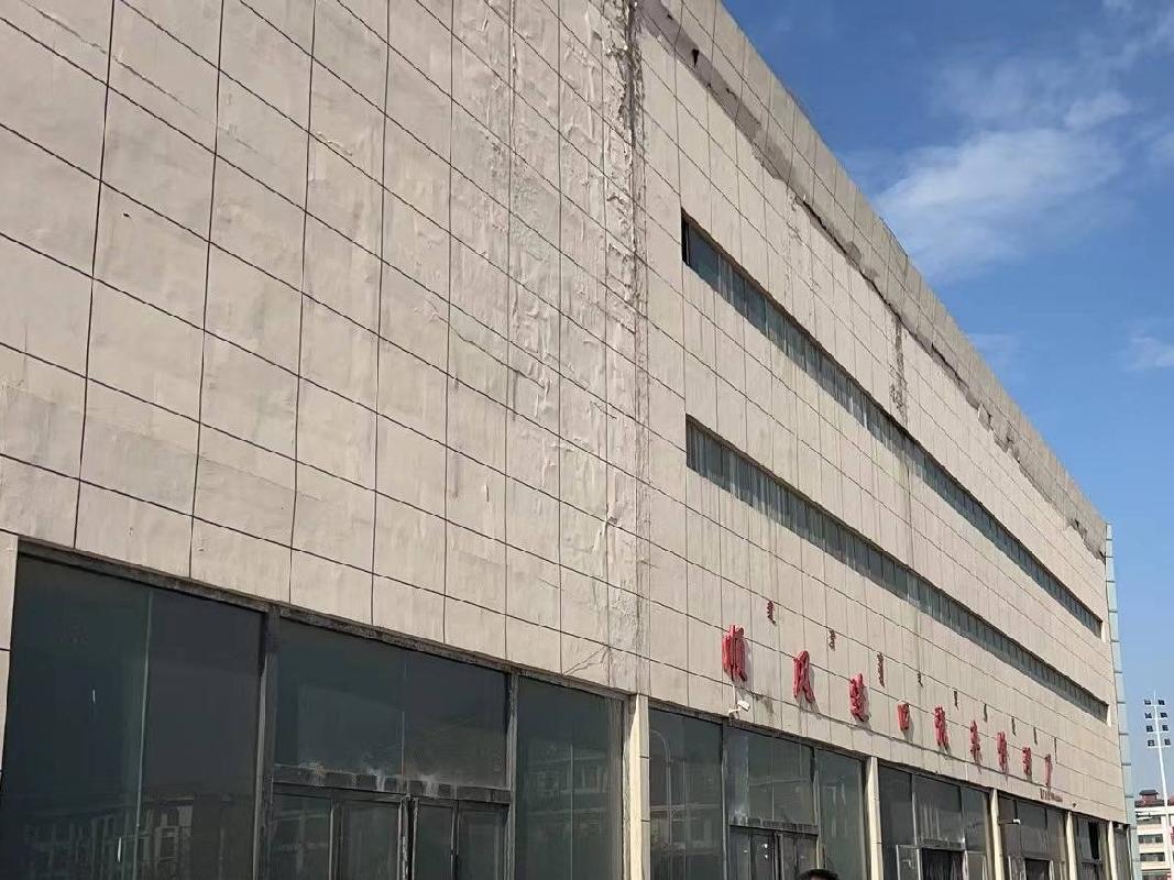 阿拉善经济技术开发区贺兰区胡兀尔商业广场2层50—101号、2#—3层商业房产整体转让