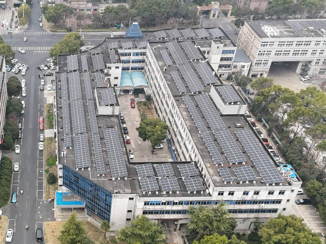创新科技楼北区B2座-404、406室招租公告
