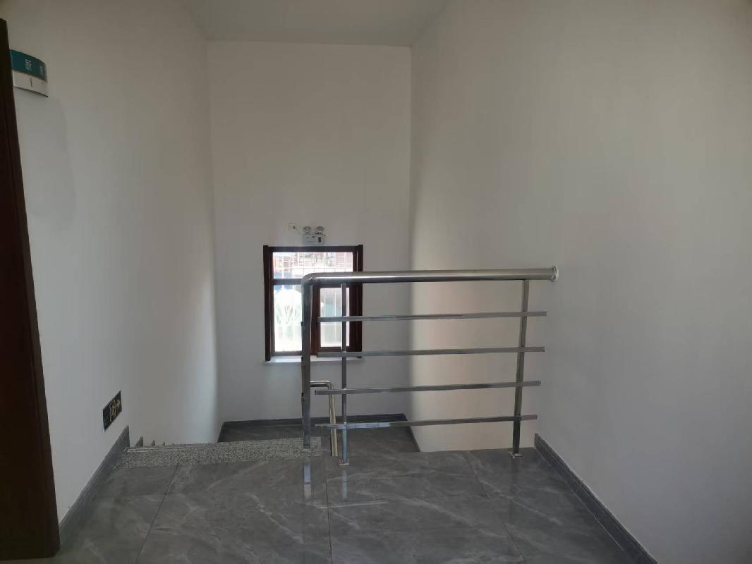 兴安盟科右中旗吐列毛都镇霍林郭勒社区（金裕综合楼商业22号1-2层、23号1-2层）商业房产整体转让(国资监测编号GR2025NM1004341-2)