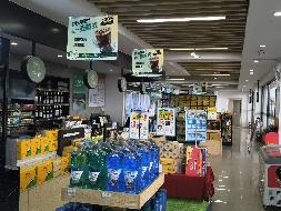 岳阳市君山区西城办事处君山加油站易捷便利店闲置场地(国资监测编号GR2025HN1001031)