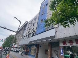 泰兴镇国庆东路75号二至六层再次公开招租(国资监测编号GR2025JS1003282-2)