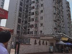 东莞市莞城区泰景花园1座408、508住宅分别转让
