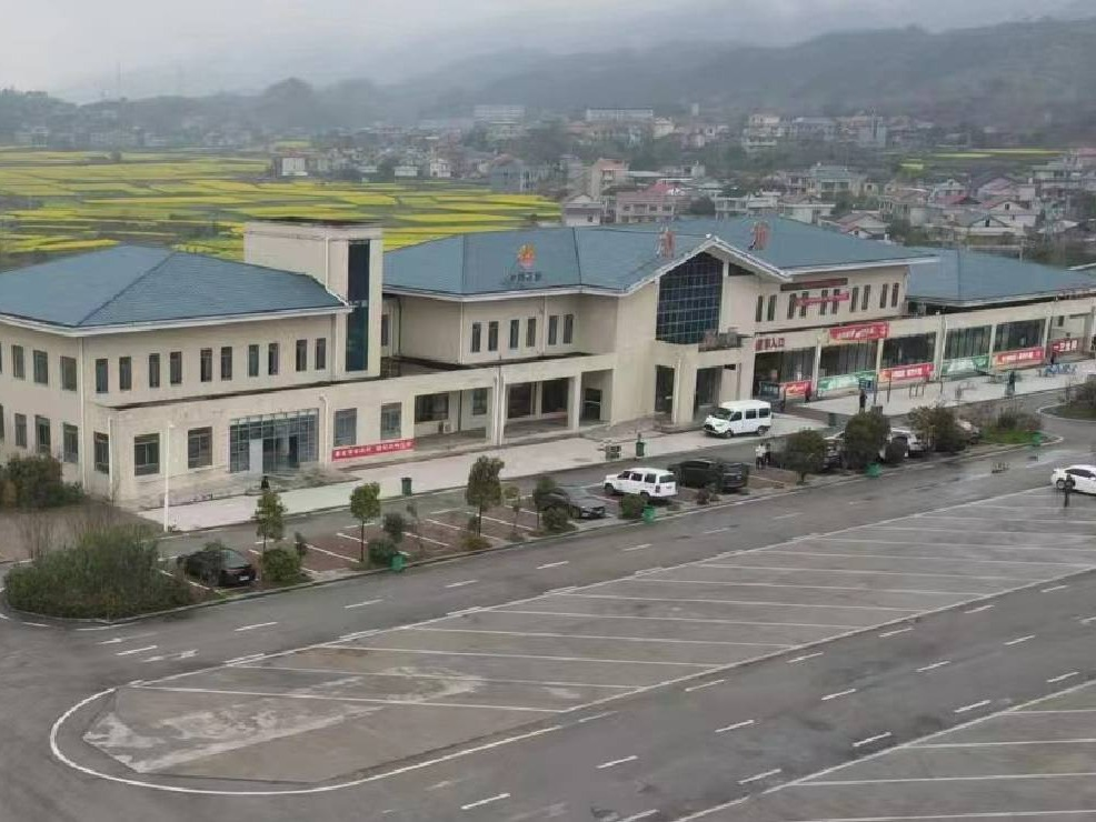 长芷高速（S50）溆浦服务区中式餐饮、综合小吃、粉面、商品零售项目招租(国资监测编号GR2025HN1001112)