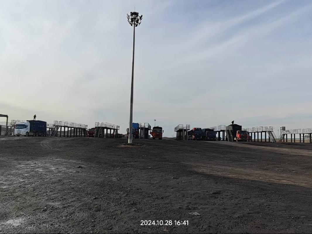 新疆哈密三塘湖能源开发建设有限责任公司租赁位于哈密三塘湖矿区石头梅一号露天煤矿一期工程11个篷布区土方及钢结构平台构筑物资产(国资监测编号GR2025XJ1000603)