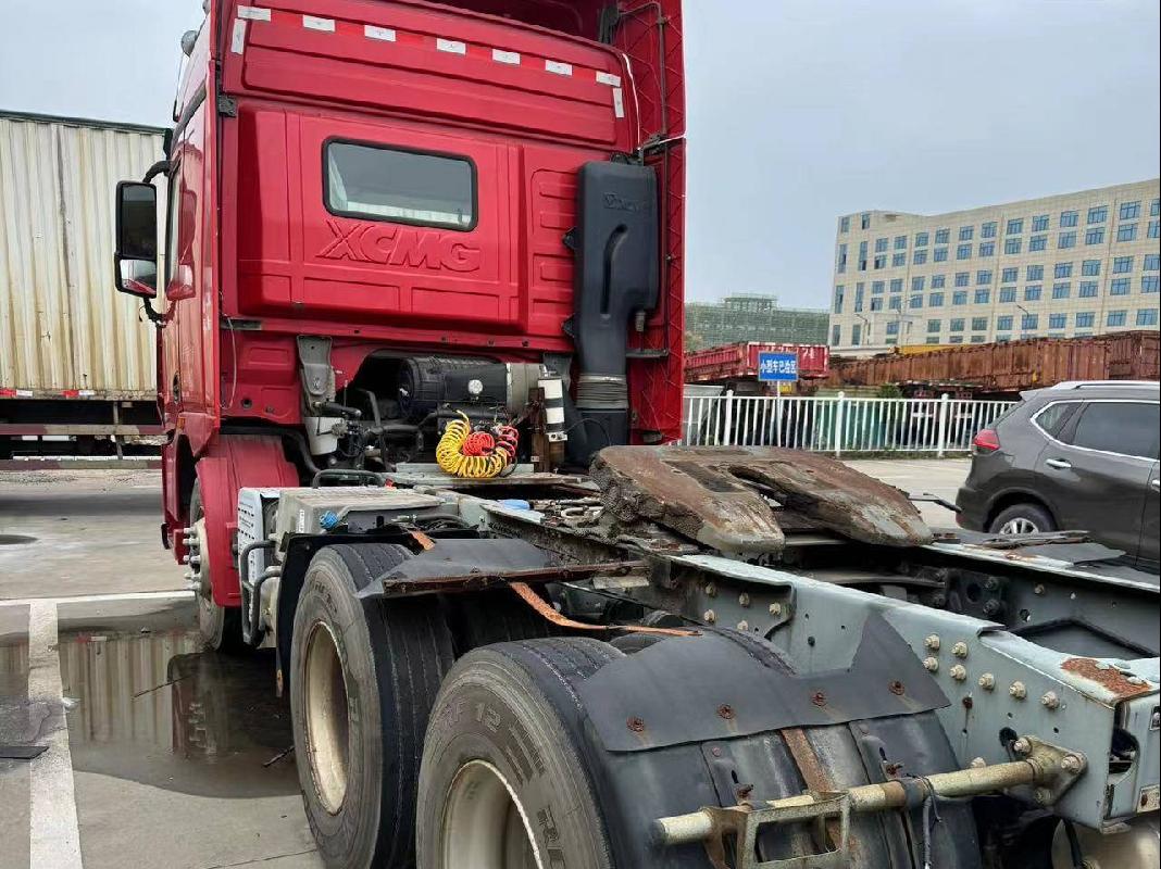 1台牵引车№XG2573-01(三次挂牌)转让公告
