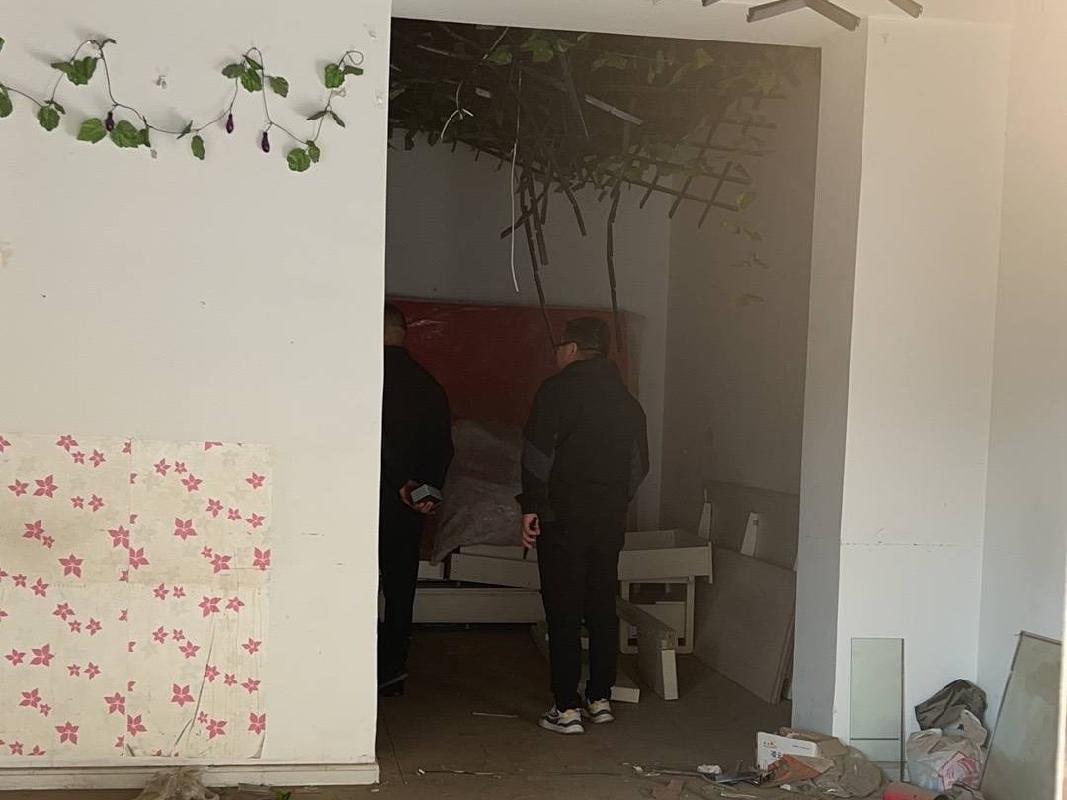 包头市昆都仑区少先路华丰园104号底店租赁（61027元/年，5年，内蒙古铁花文化产业投资有限责任公司）(国资监测编号GR2025NM1004422-3)