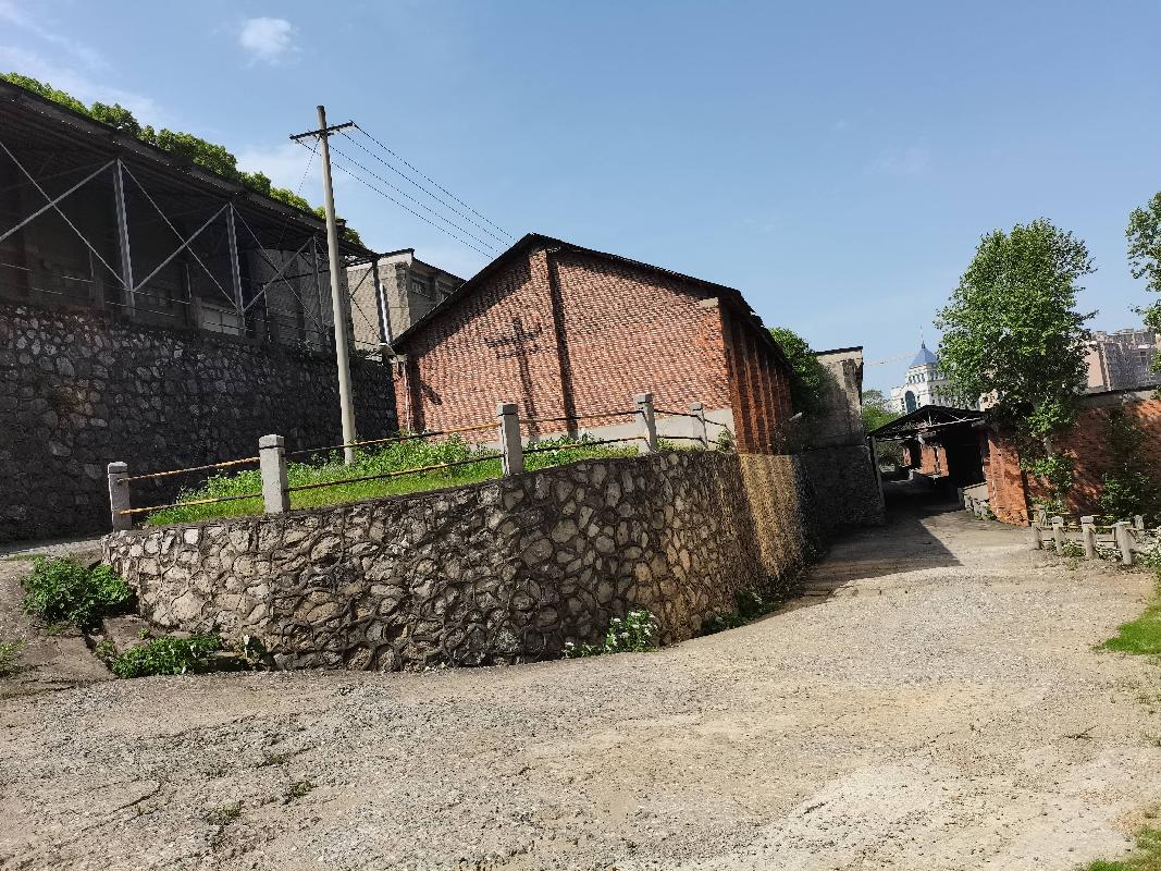 郴州卷烟厂万花冲烟叶仓库及配套设施设备（仓库建筑面积10128.1㎡，配套设施设备10项）(国资监测编号GR2026HN1003064)