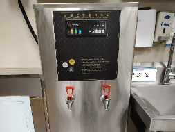 金属屏风、空调等一批废旧资产转让（内蒙古发展大厦酒店有限公司）(国资监测编号GR2025NM1004725-9)