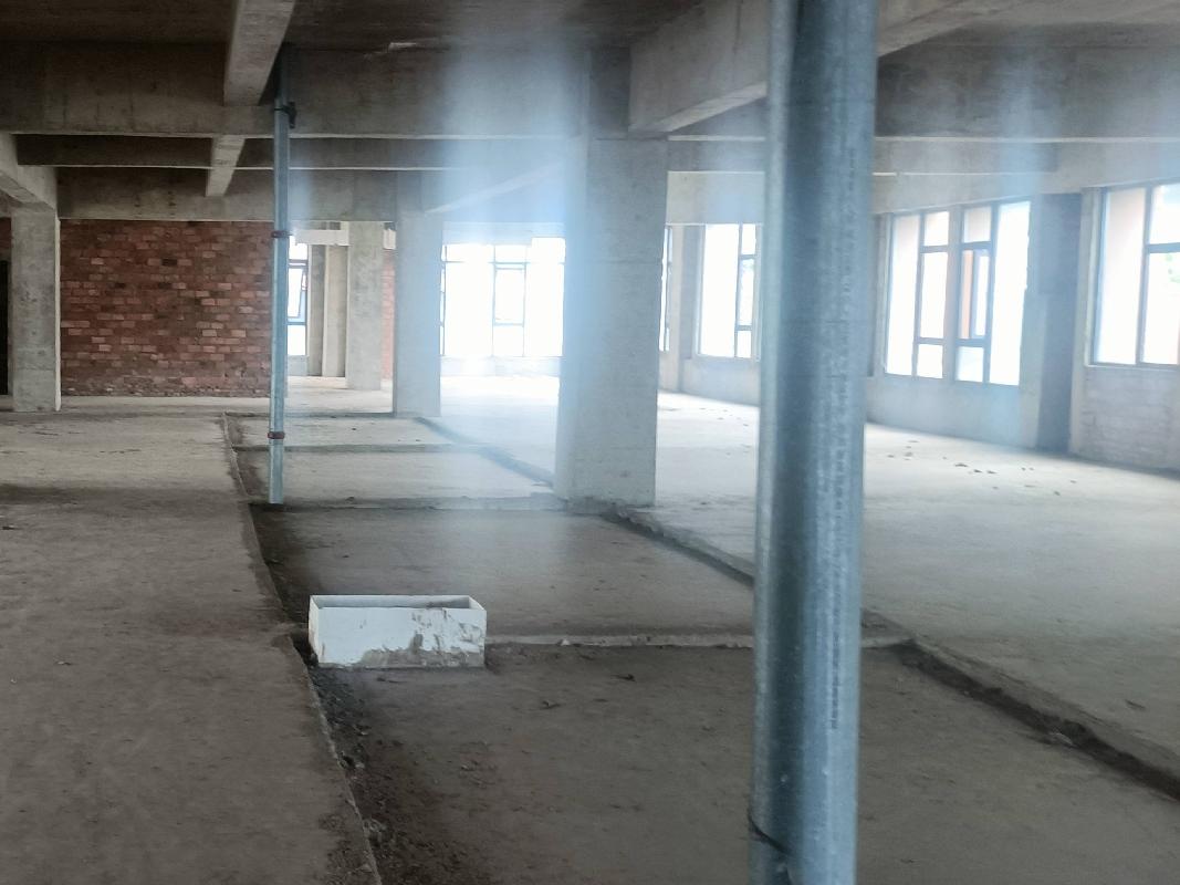 丽江市华坪县中和花园综合性办公楼部分房屋及车位租赁