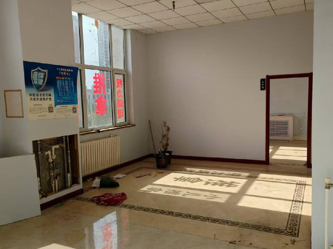 呼和浩特市赛罕区锦绣福源小区C区C12-101、C12-105号房屋出租(国资监测编号GR2025NM1004761-2)