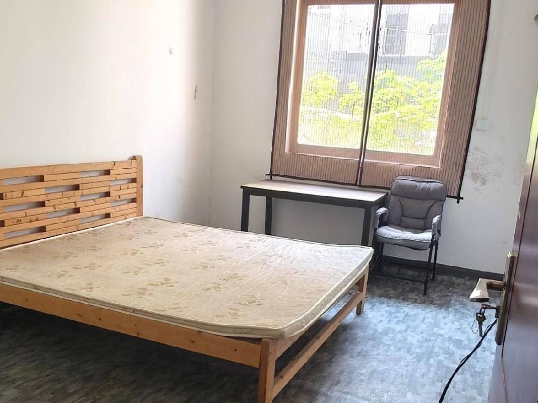 天华化工机械及自动化研究设计院有限公司位于江苏省苏州市吴中区苏苑新村4套住宅转让公告
