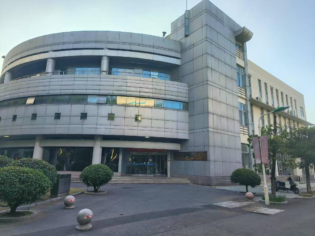 [泰州市]泰州市海陵区迎宾路58号江苏农牧科技职业3237皇冠集团迎宾路校区食堂一楼经营者公开遴选