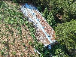 河池市东兰县隘洞镇香河村委会纳林屯乾纳菜约500平方米乌鸡养殖场A