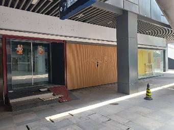 龙锦路1590号负1层1号-106商铺招租公告