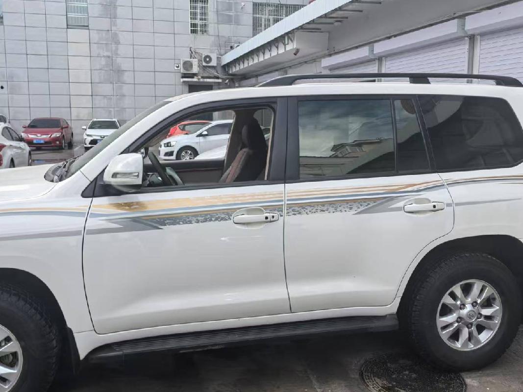 （蒙E80181）丰田牌CA6521G1E4小型普通客车（中国银行股份有限公司呼伦贝尔分行）(国资监测编号GR2025NM1005283)