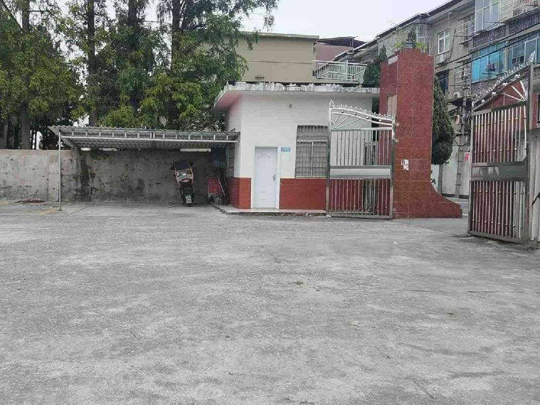 【中石化岳阳分公司】岳阳市华容县城关镇桥东街油库巷一宗工矿仓储用地土地使用权及3处地面建筑物(国资监测编号GR2025HN1001473)
