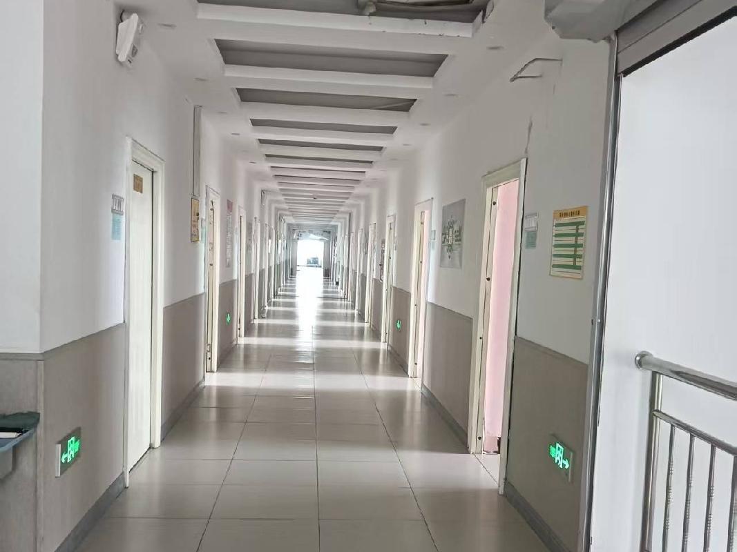 凉城县第四中学一批房产公开招租（年租金底价：360000元/年，租期：3年）(国资监测编号GR2025NM1005173)