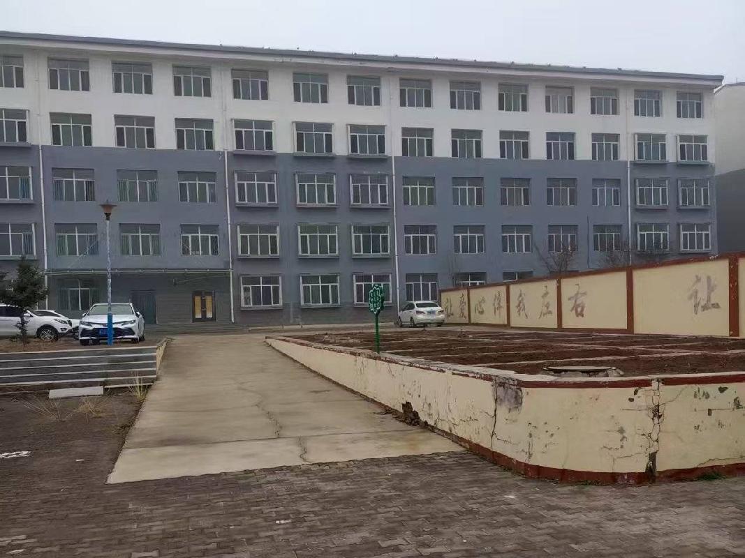 凉城县第四中学一批房产公开招租（年租金底价：360000元/年，租期：3年）