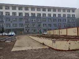 凉城县第四中学一批房产公开招租（年租金底价：360000元/年，租期：3年）(国资监测编号GR2025NM1005173)