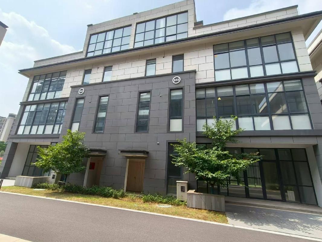 [常州市]常州市武进区菊香路199号B43-B44栋综合用房招租公告