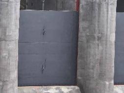 汝城县龙虎洞水库3扇溢洪道旧闸门处置